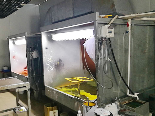 塑胶喷油生产线01